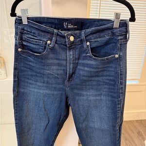 GAP Women's High rise and universal legging